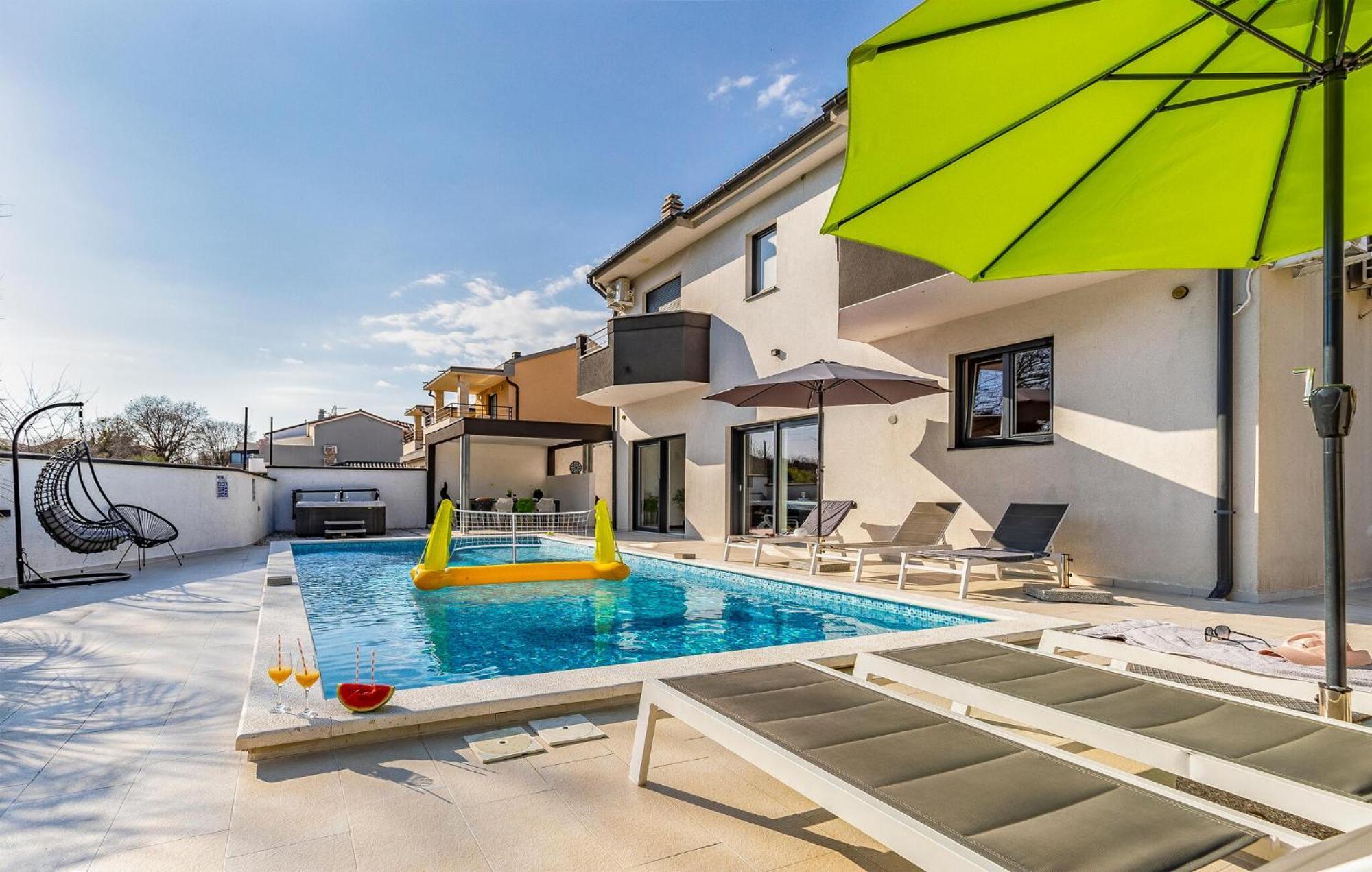 Amazing In With Kitchen Hébergement de vacances *
