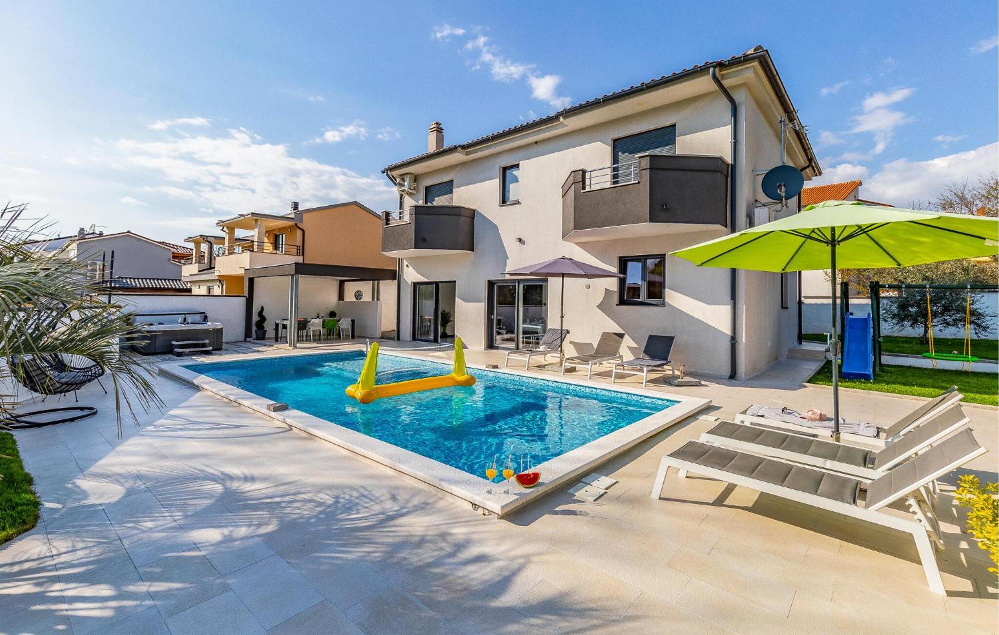 Amazing In With Kitchen Hébergement de vacances *